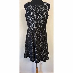 Calvin Klein Petite Black Lace Sheath‎ Dress Knee Length Sleeveless Stretch 12P